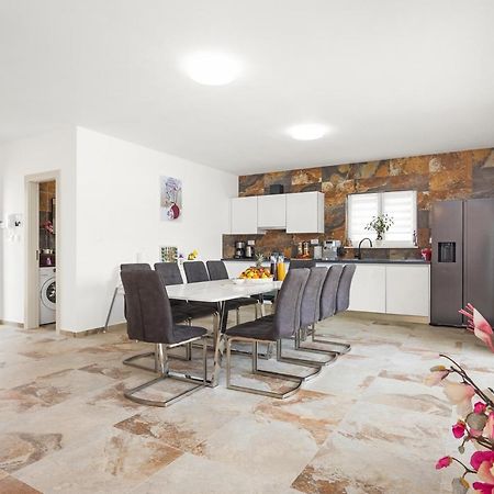 Villa Nur Póla Kültér fotó